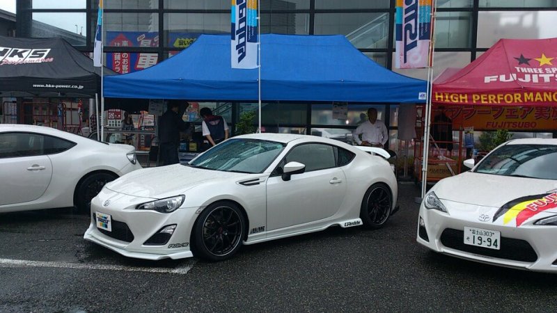 trust-greddy-toyota-86-aero-kit-05.jpg