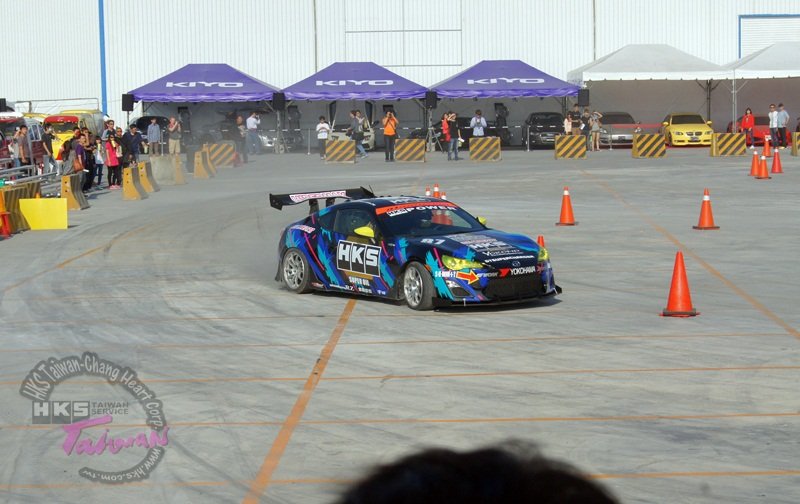 DSC00104-8.jpg