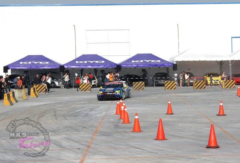 DSC00111-8.jpg