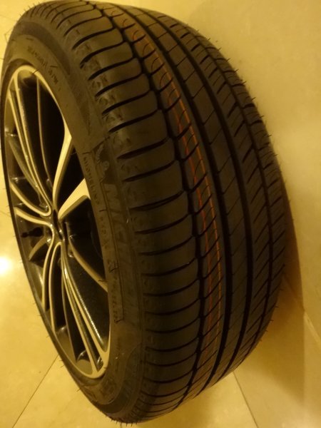 售 86 215/45/R17 米其林 Primacy HP 原廠輪胎  未落地