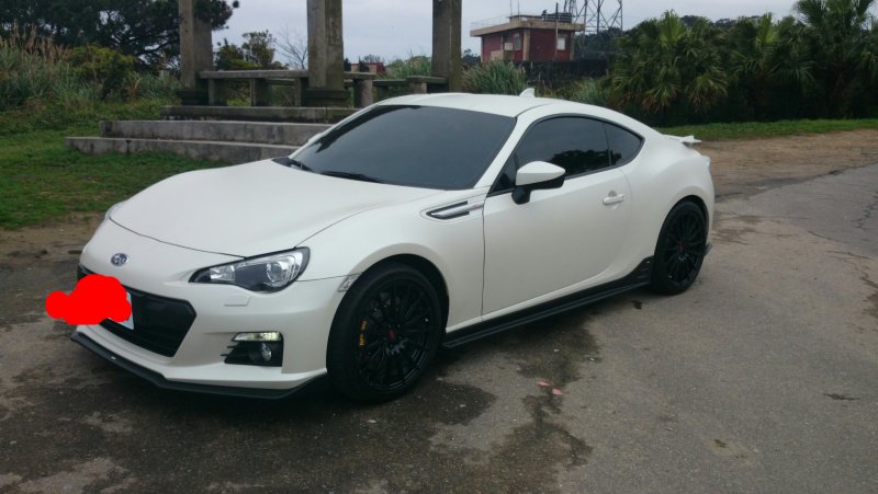 BRZ白色手排