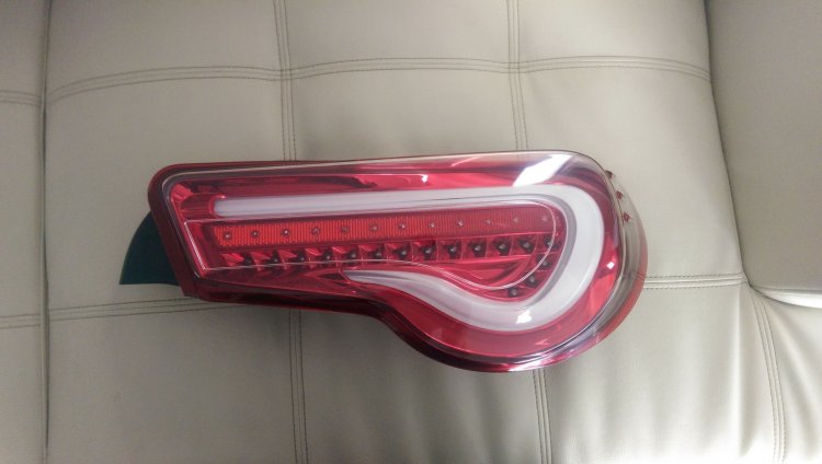 美國帶回 Valenti led尾燈