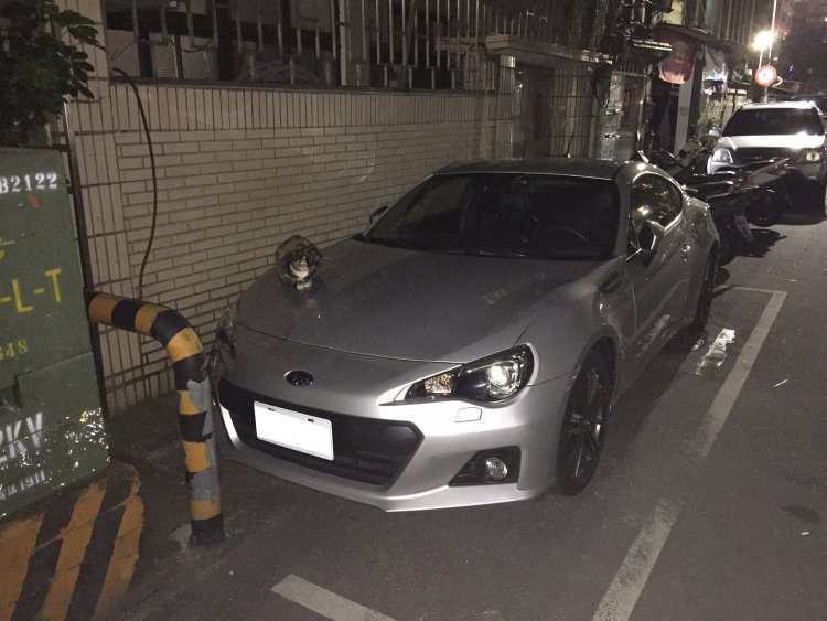 12年銀色自排 BRZ