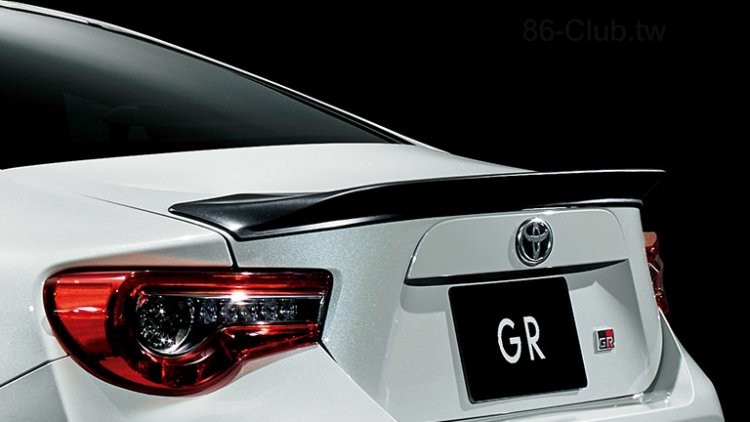 86_grade_grs_exterior_unit_03.jpg
